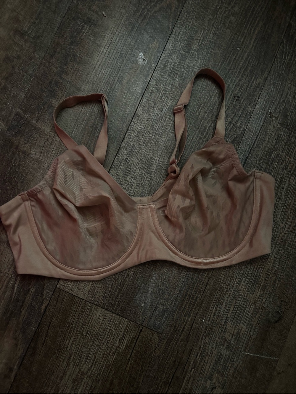 Wacoal Sheer Unlined Underwire Bra in Nude